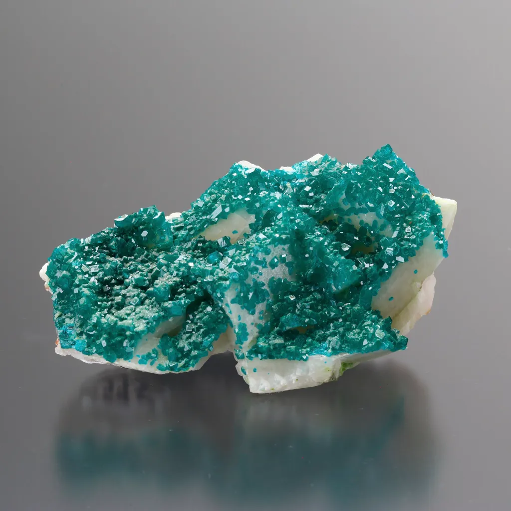 Dioptase on Calcite image