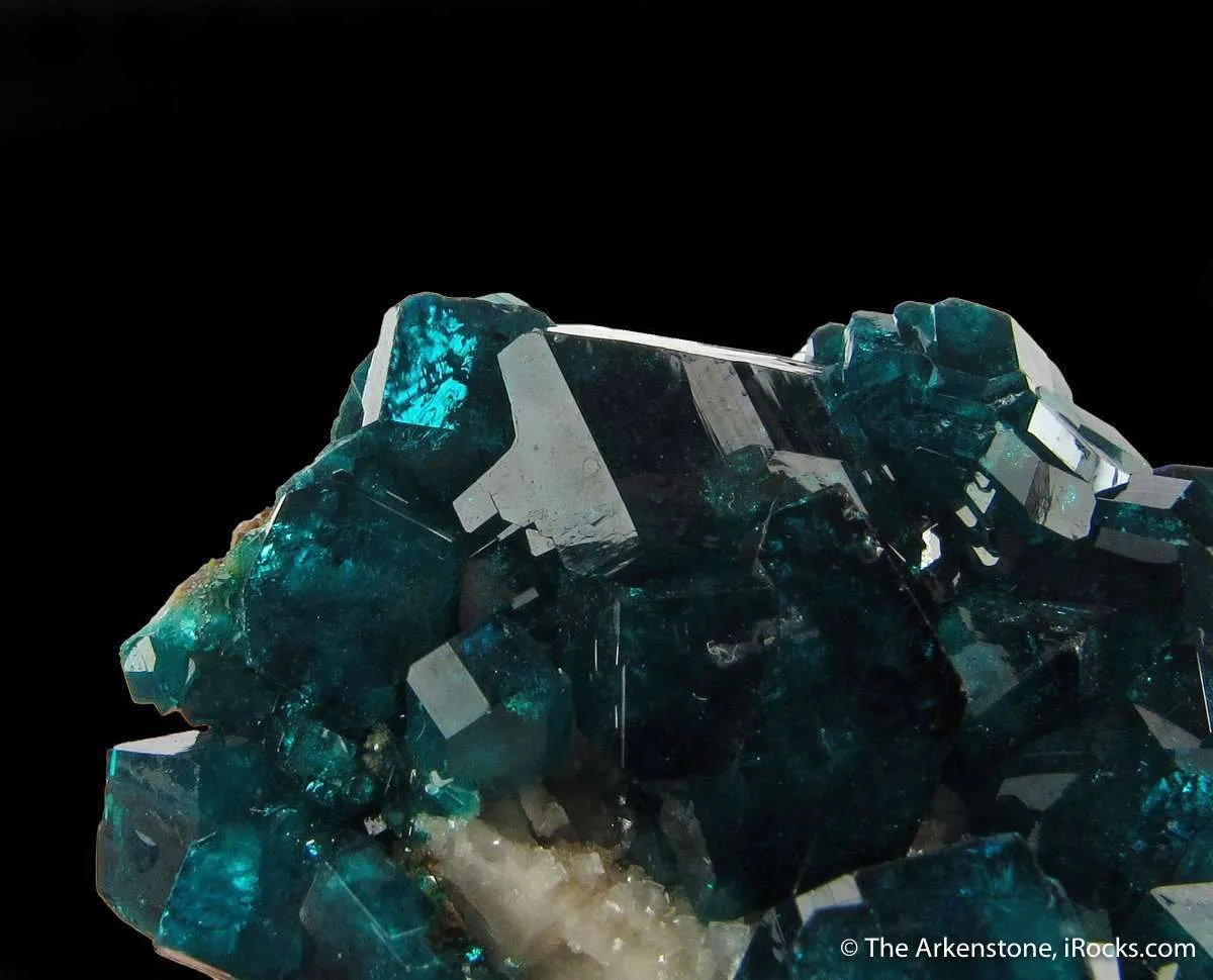 Dioptase on Calcite - image 3