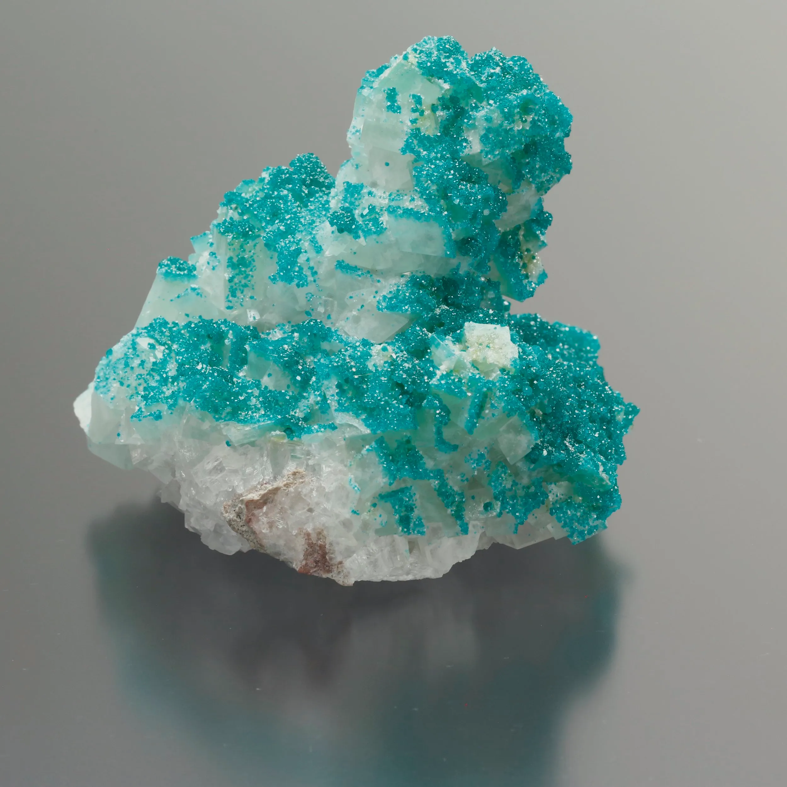 Dioptase on Calcite - image 3