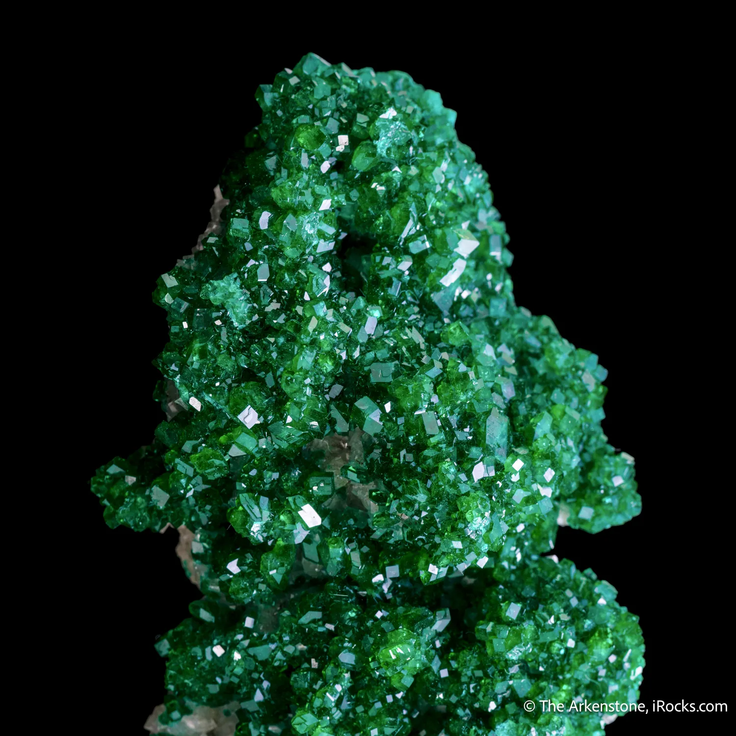 Dioptase on Calcite - image 4