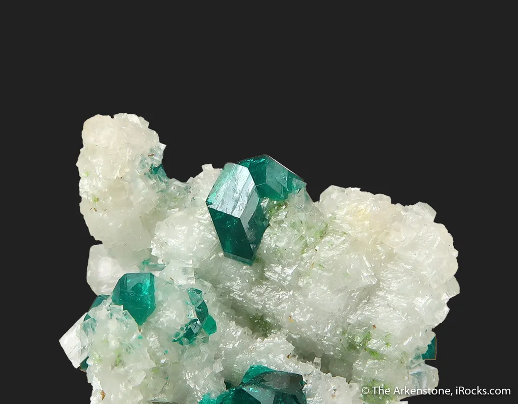 Dioptase on Calcite - image 4