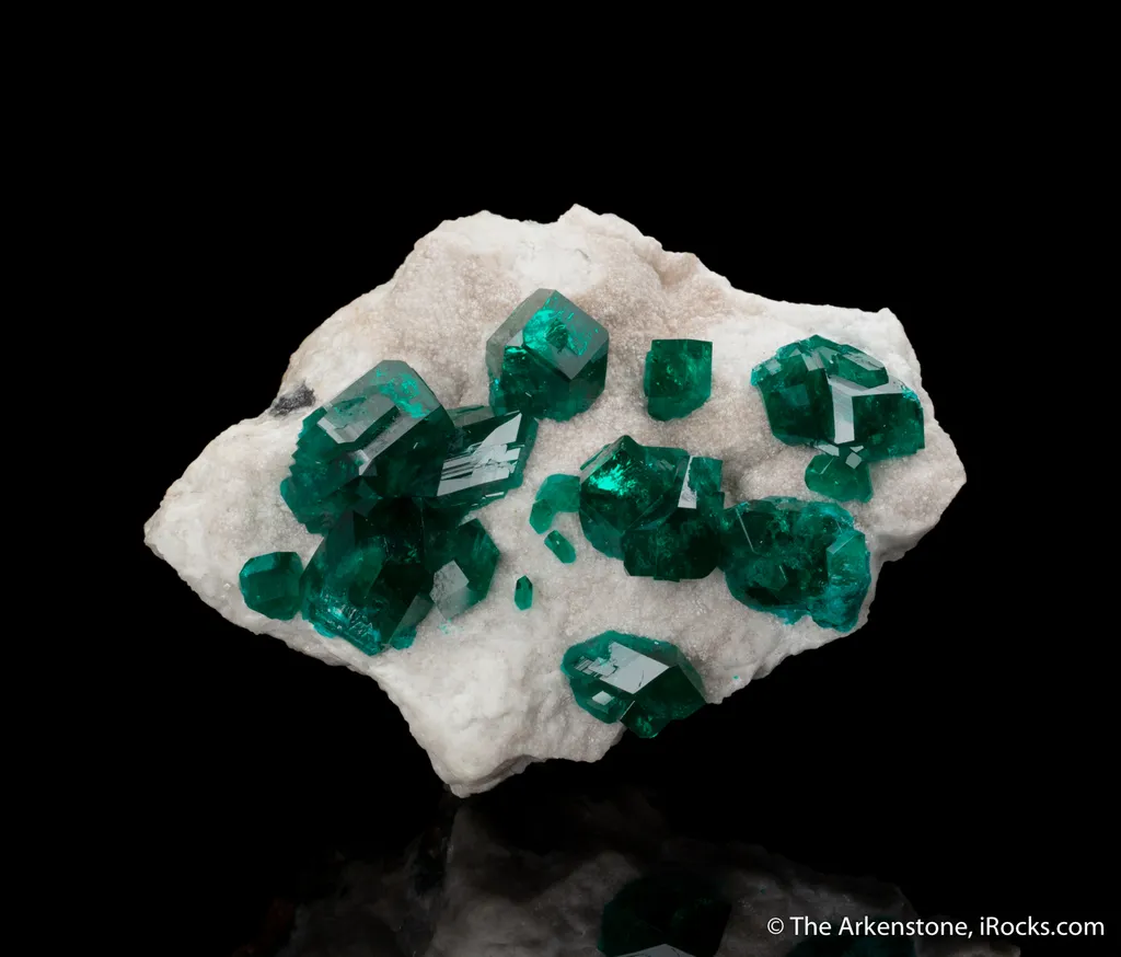 Dioptase on Calcite image