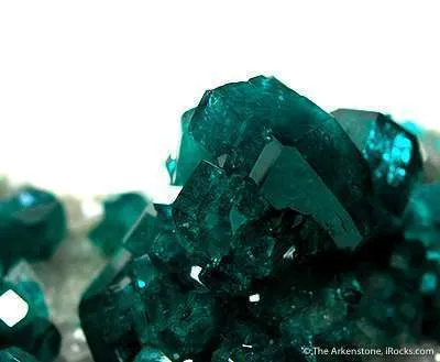 Dioptase on Calcite - image 2