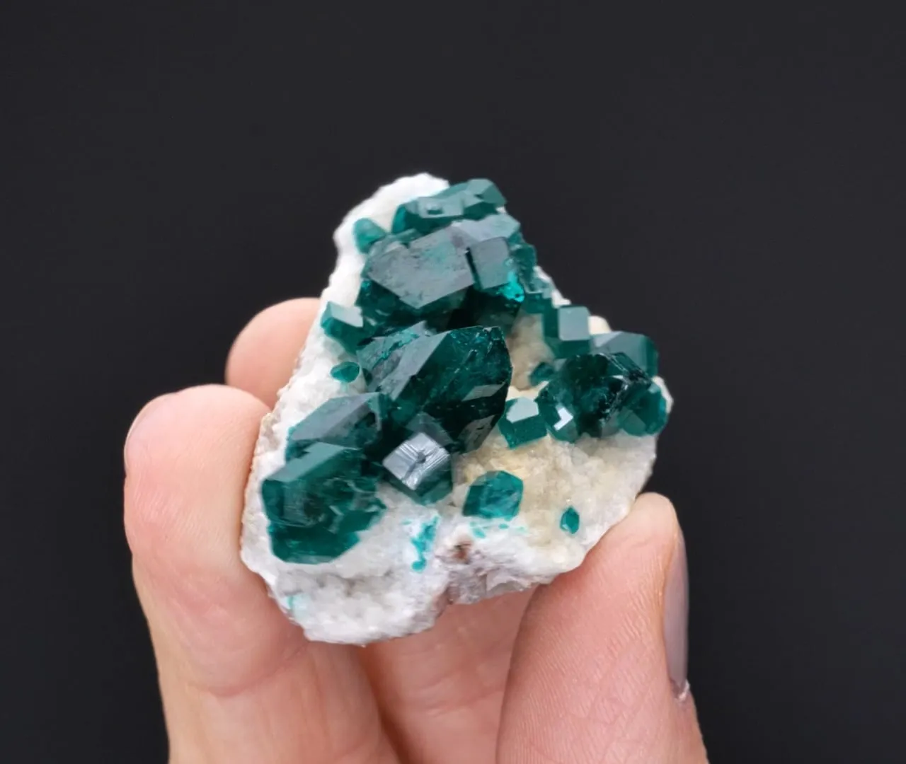 Dioptase on Calcite - image 2