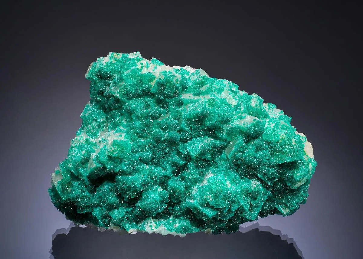 Dioptase on Calcite - image 1