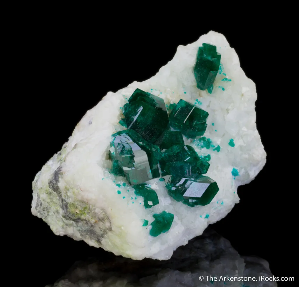 Dioptase on Calcite - image 5
