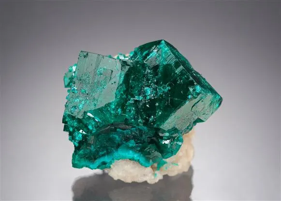 Dioptase on Calcite - image 1