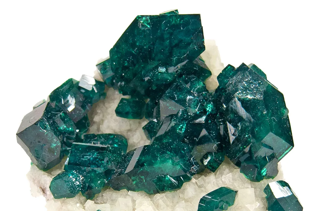 Dioptase on Calcite - image 3