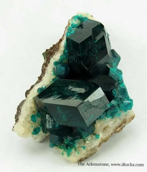 Dioptase on Calcite - image 3