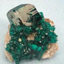 Dioptase on Calcite - image 1