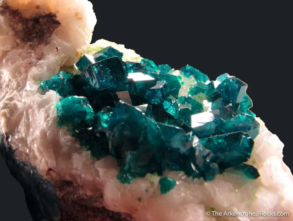 Dioptase on Calcite with Duftite - image 5