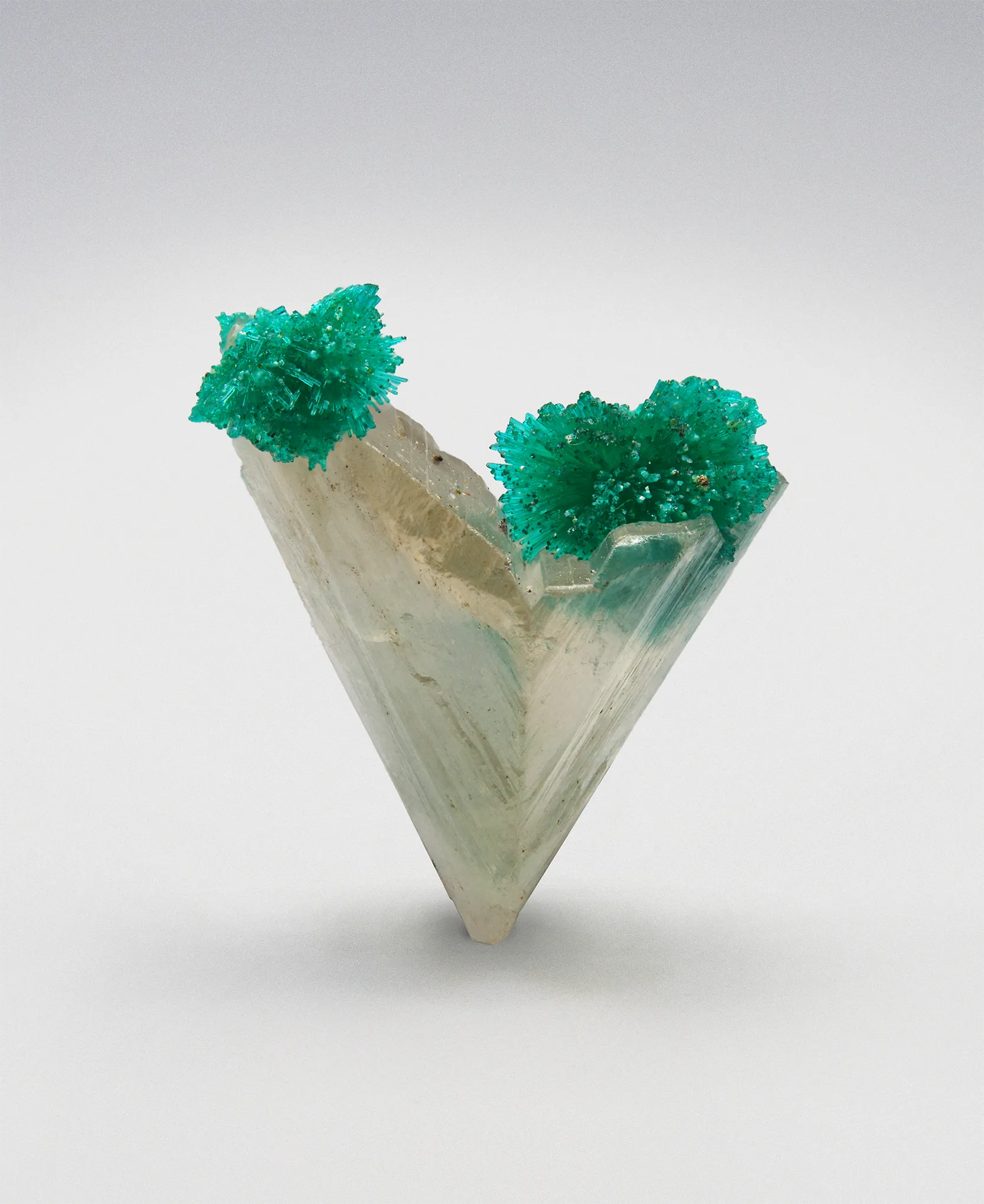 Dioptase on Cerussite - image 2