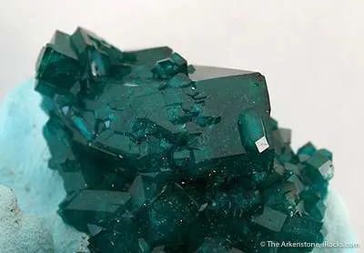 Dioptase on Chrysocolla - image 3