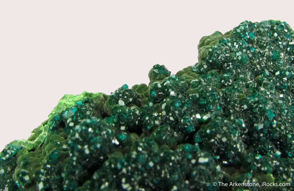 Dioptase on Conichalcite (?) - image 3