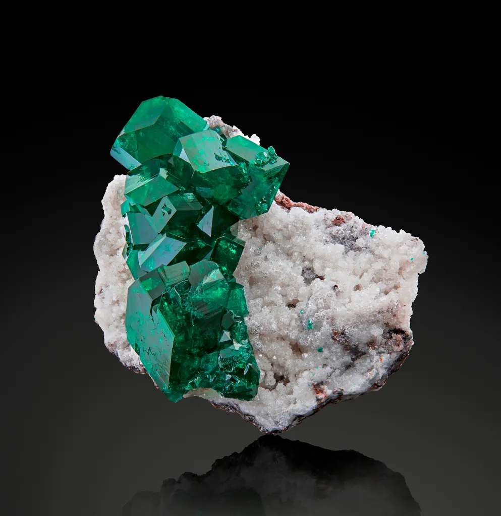 Dioptase on Dolomite image
