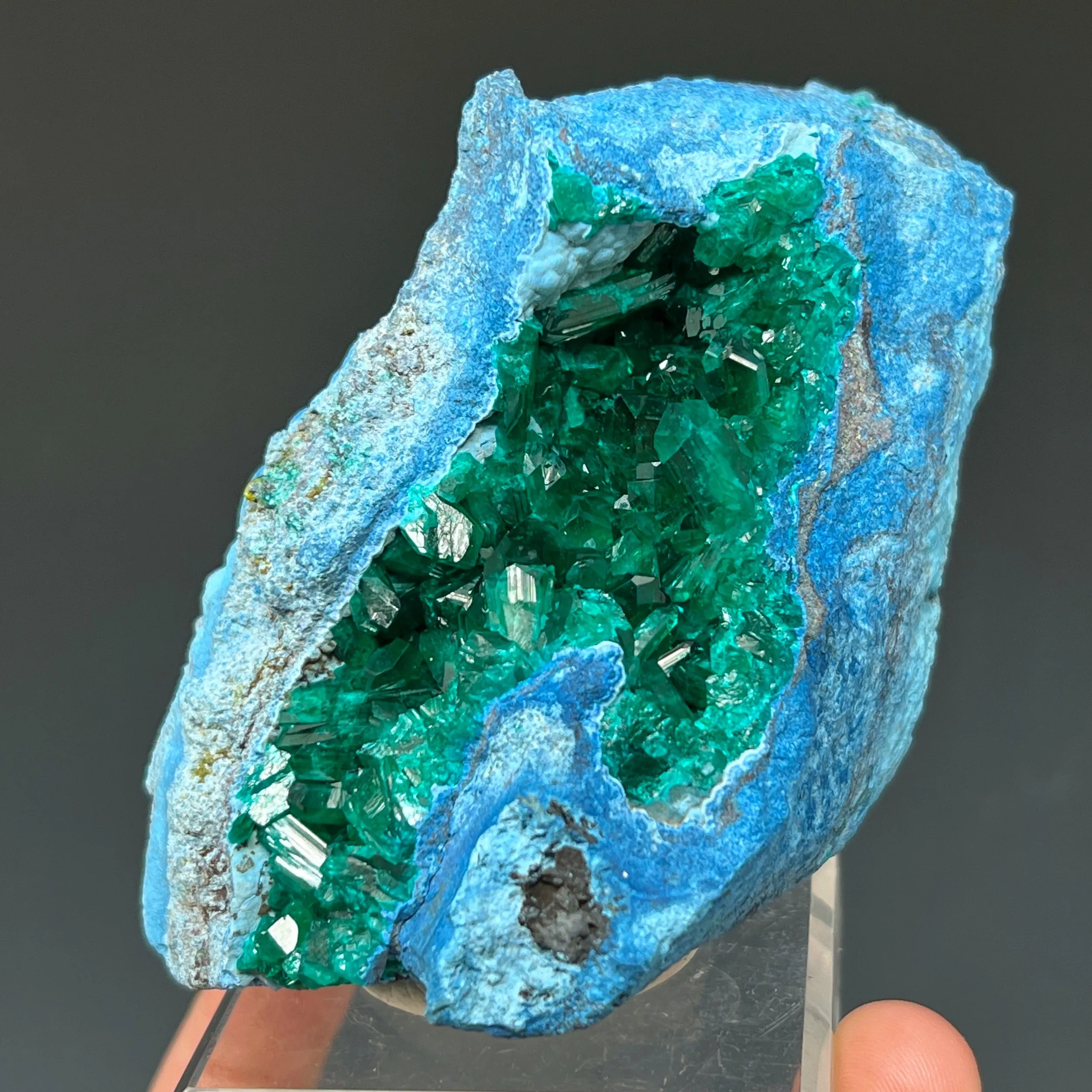 Dioptase on Plancheite - image 1