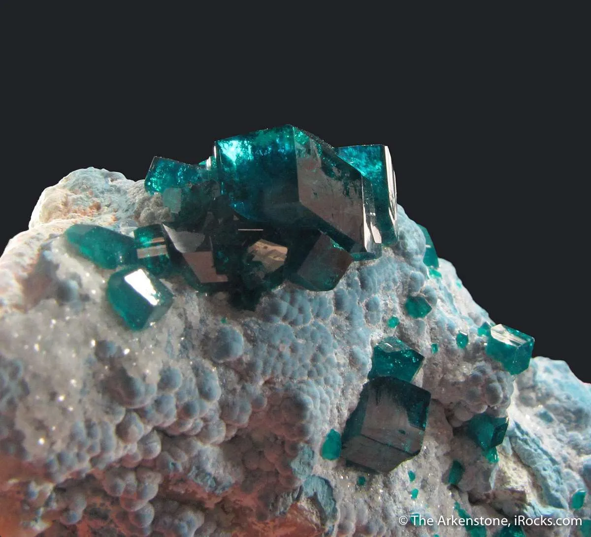 Dioptase on Plancheite - image 6