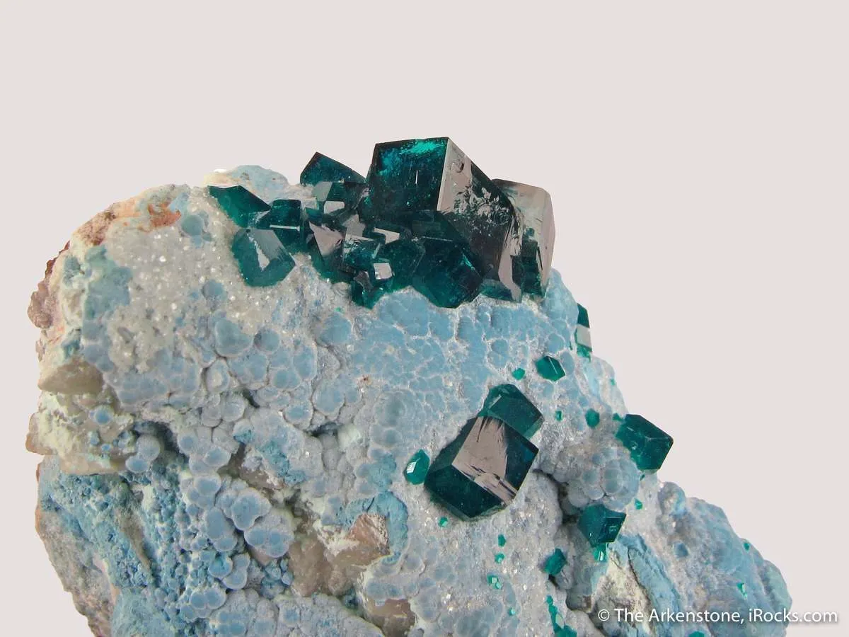 Dioptase on Plancheite - image 3