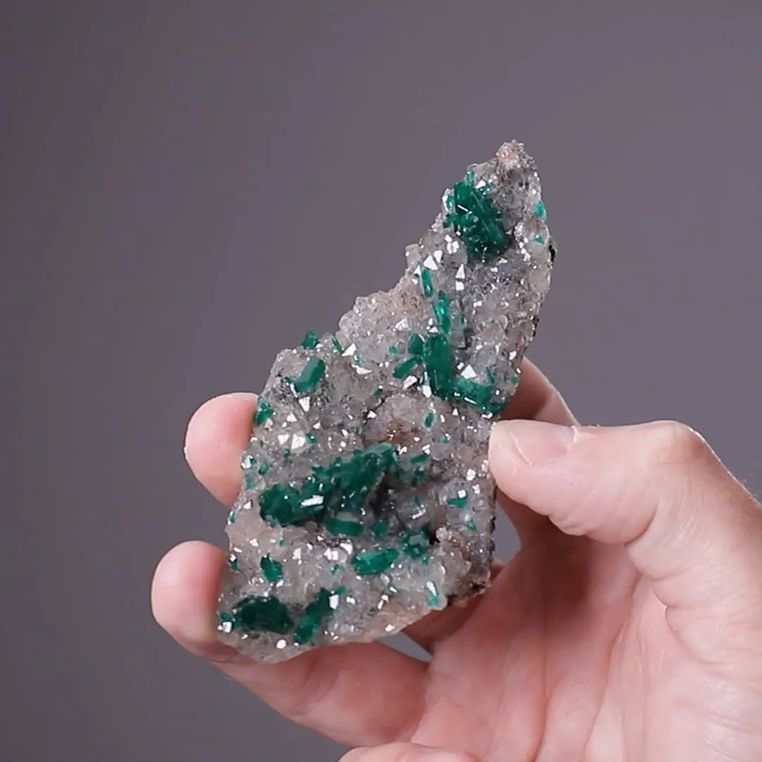 Dioptase on Quartz - image 2