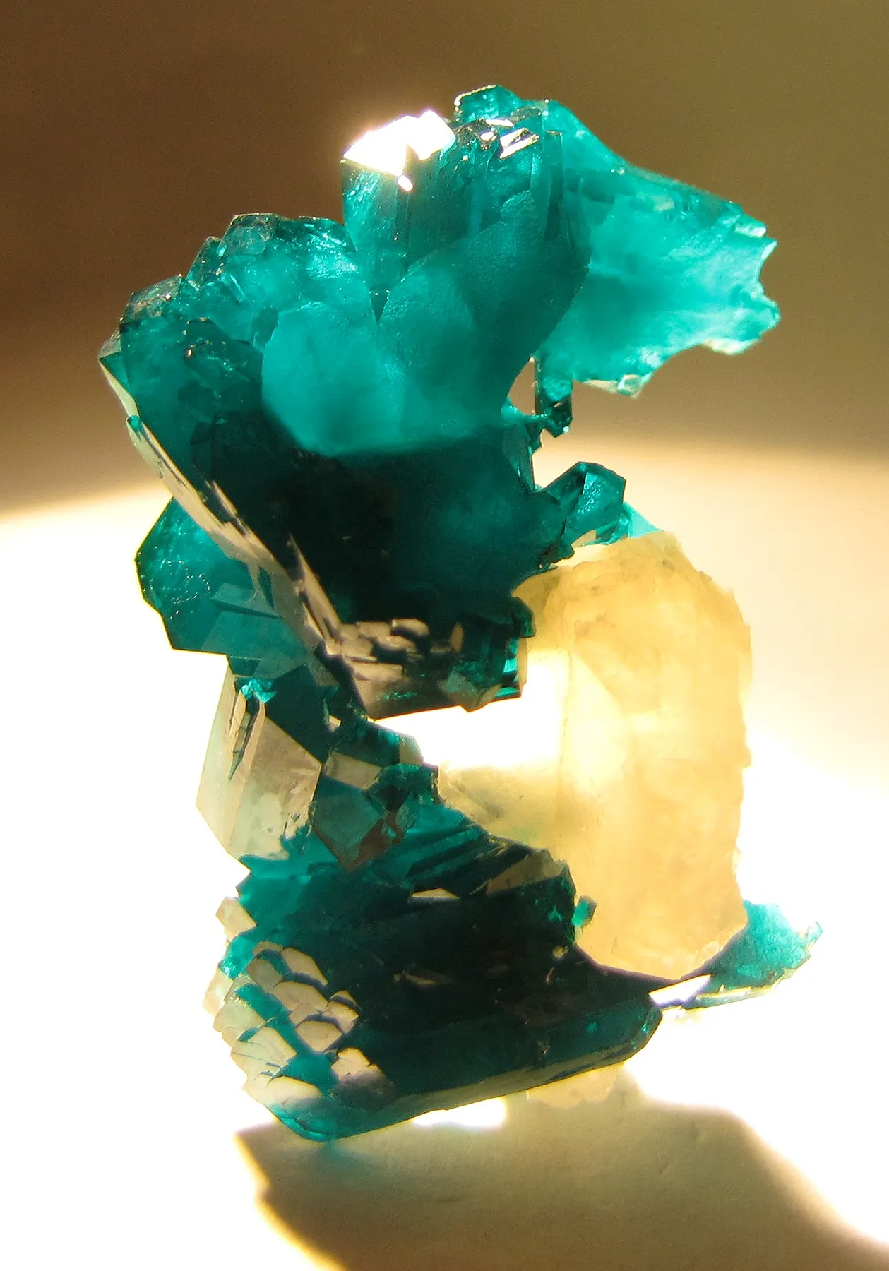 Dioptase on Quartz - image 4