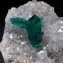 Dioptase on Quartz - image 3