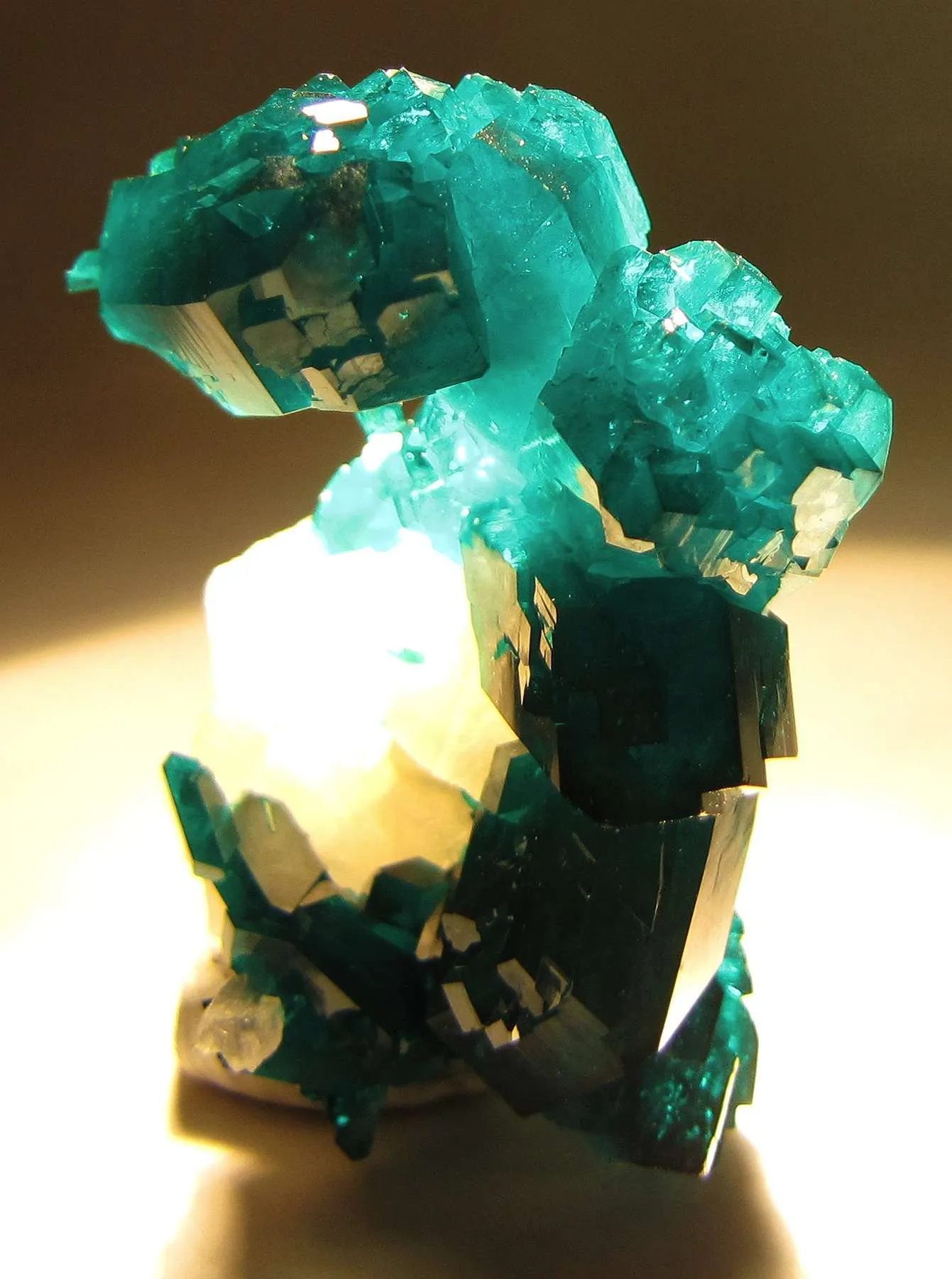 Dioptase on Quartz - image 3