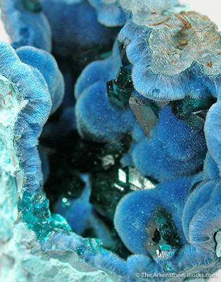 Dioptase on Shattuckite in Chrysocolla Geode - image 3