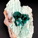 Dioptase on Smithsonite - image 4