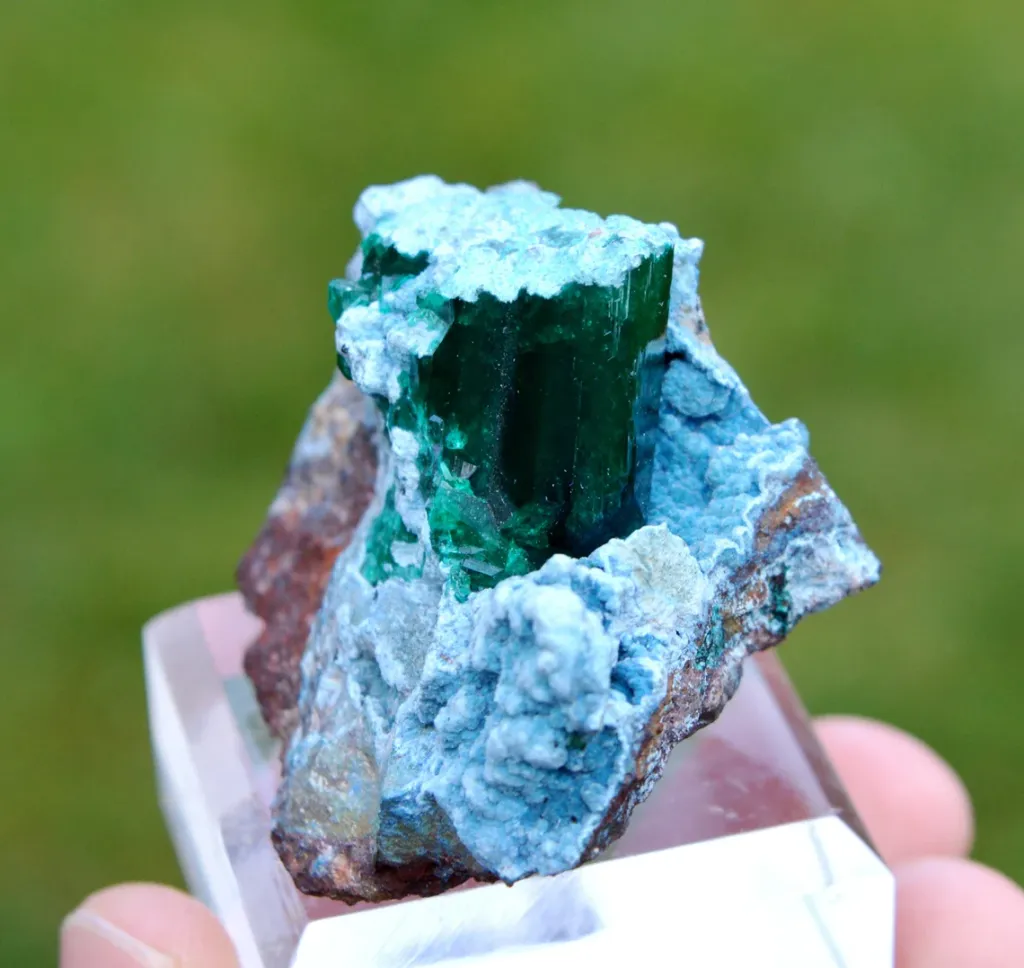 Dioptase & Plancheite 69 grams - Tantara Mine, Shinkolobwe, Kambove District, Haut-Katanga, DR Congo image