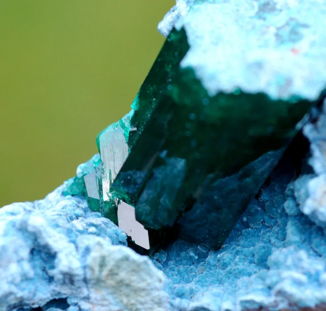 Dioptase & Plancheite 69 grams - Tantara Mine, Shinkolobwe, Kambove District, Haut-Katanga, DR Congo - image 6