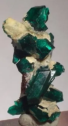 Dioptase, Quartz image