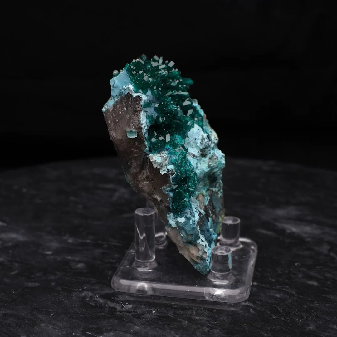 Dioptase, Shattuckite - image 2