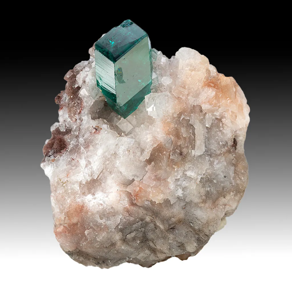 Dioptase with Calcite image
