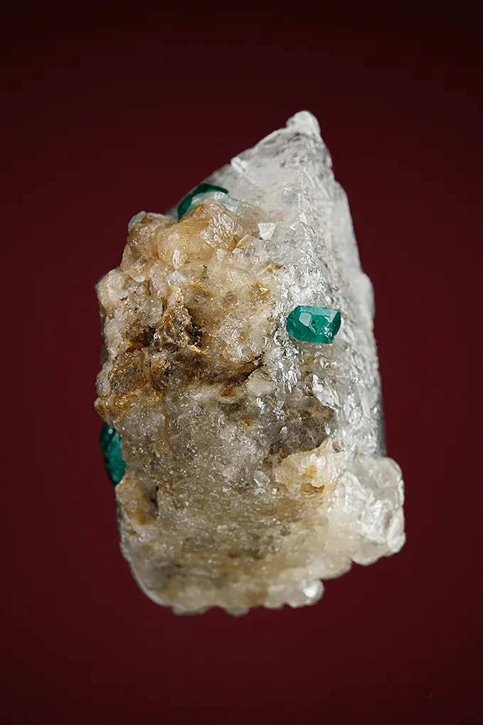 Dioptase with Calcite - image 2