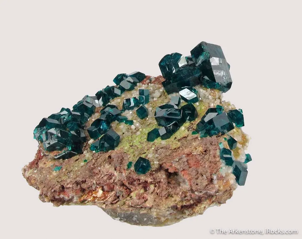 Dioptase with Calcite and Duftite - image 6