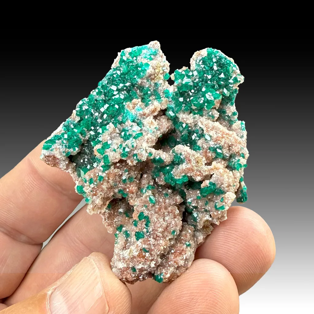 Dioptase with Calcite image