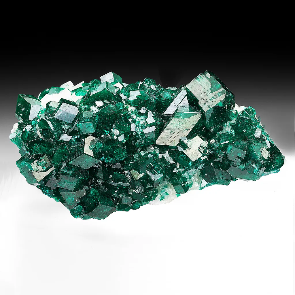 Dioptase with Calcite image