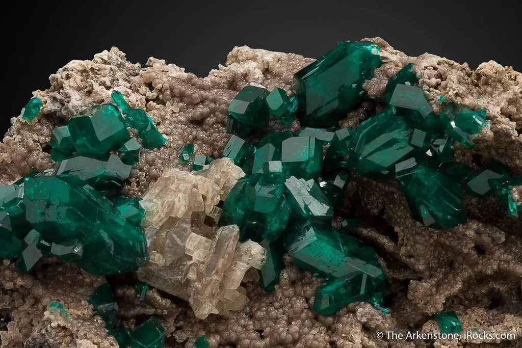 Dioptase with Cerussite - image 3