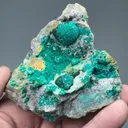 Dioptase with Malachite - image 2