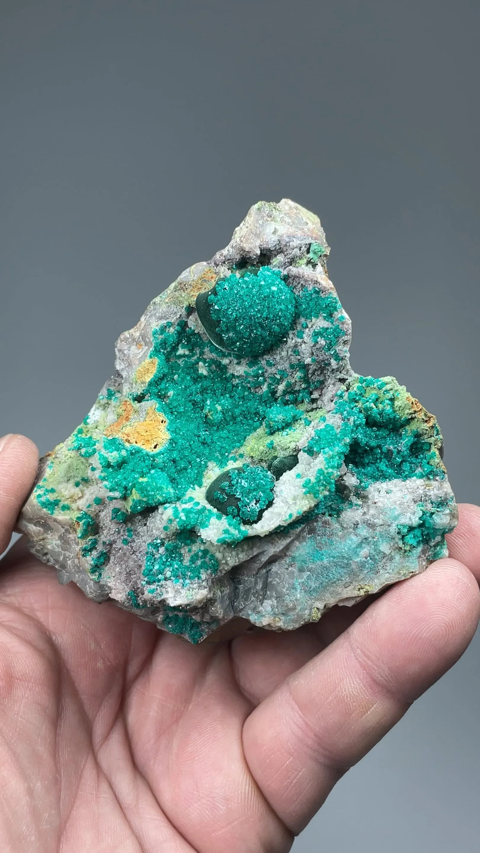 Dioptase with Malachite - image 2