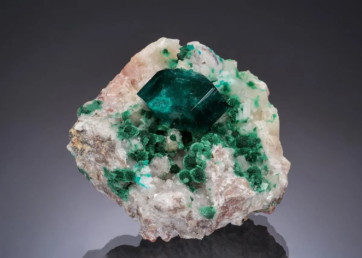 DIOPTASE with MALACHITE on CALCITE - image 1