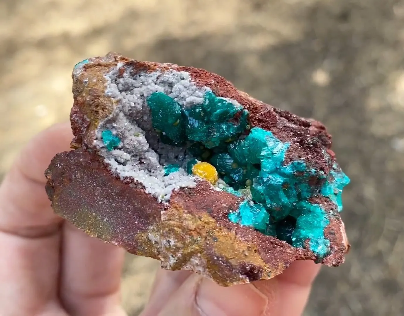 Dioptase with Mimetite - image 5