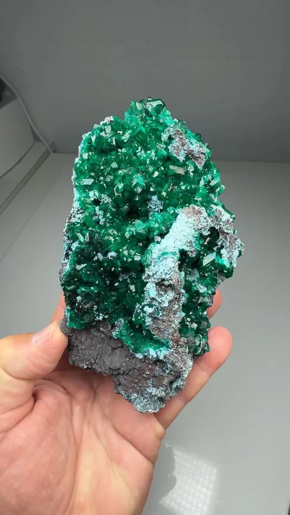 Dioptase with Plancheite image