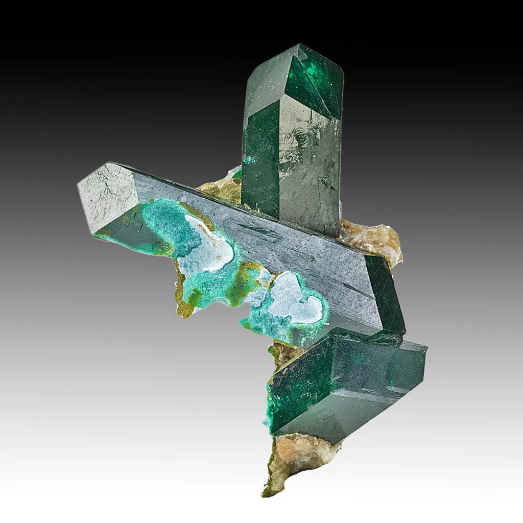 Dioptase with Plancheite image