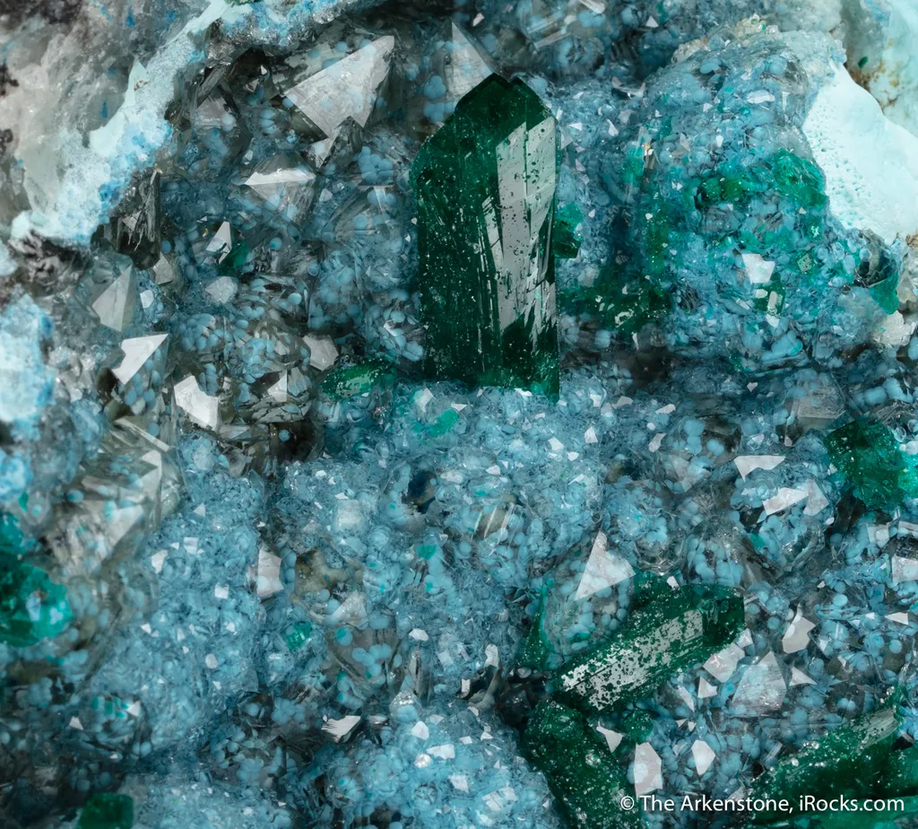 Dioptase with Plancheite, Quartz and Chrysocolla image