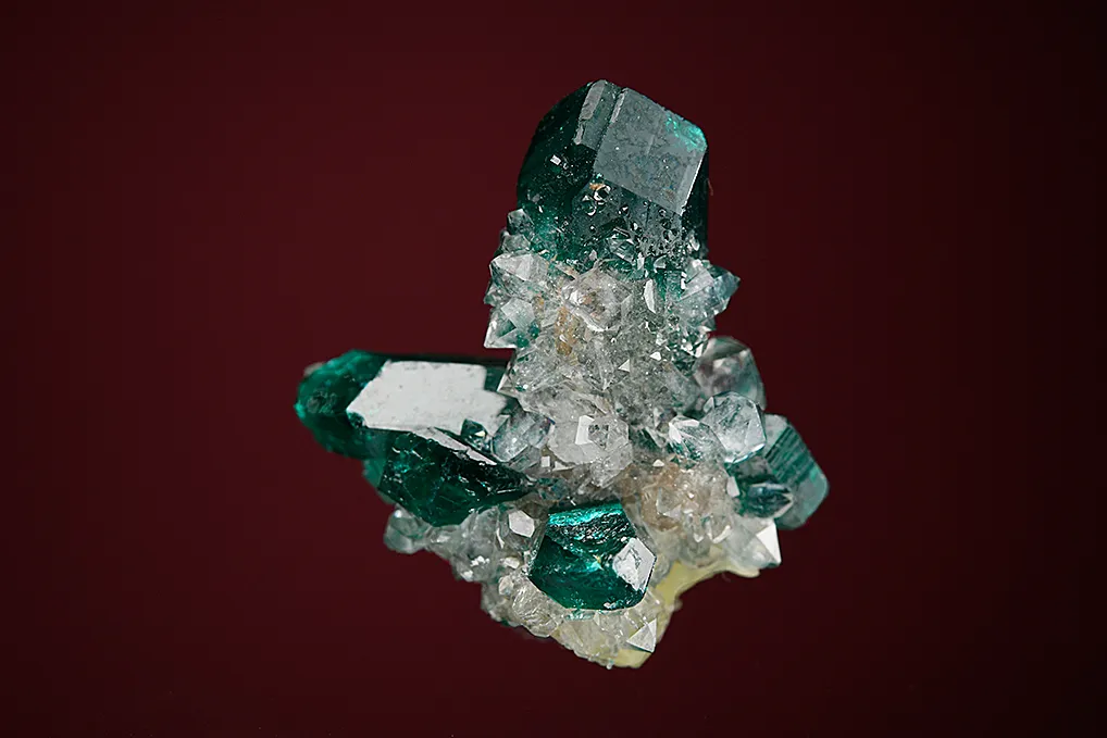 Dioptase with Quartz image