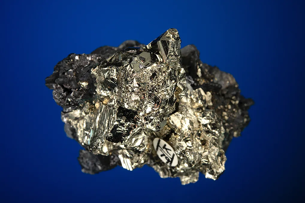 Djurleite on Pyrite - image 4