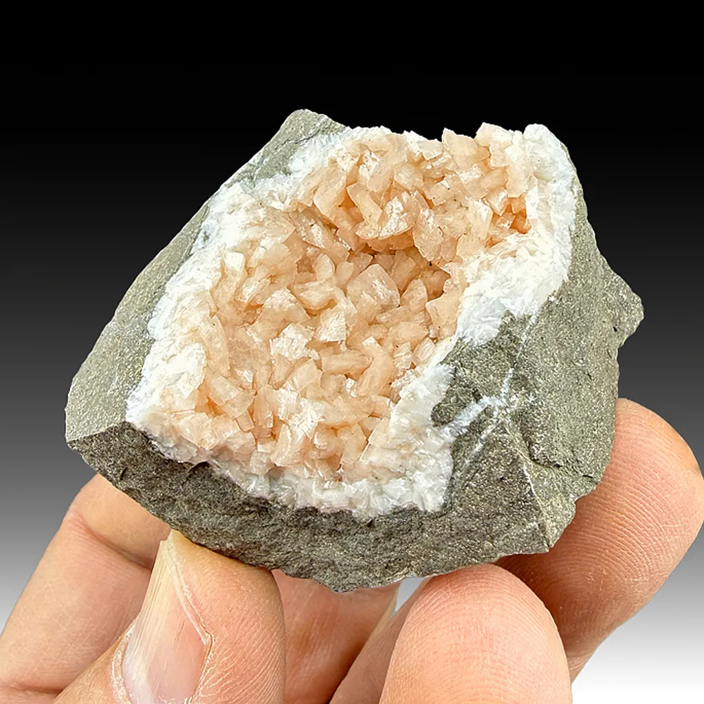 Dolomite image