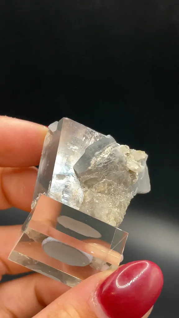 Dolomite - image 2