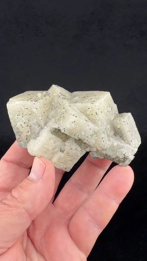 Dolomite - image 2